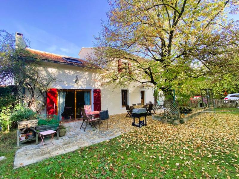 Villa - 217 m² - 8 pièces