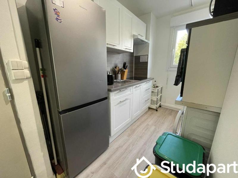 Chambre - 11 m² - 1 pièce