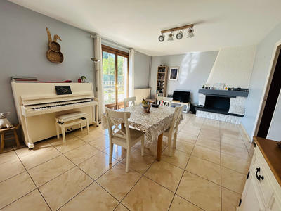 Maison - 85 m² - 4 pièces