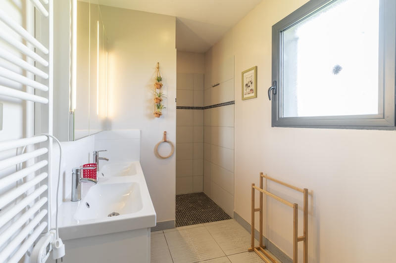 Maison - 166 m² - 7 pièces