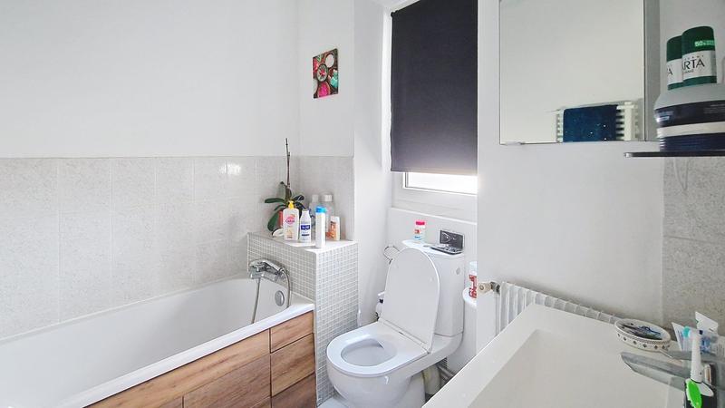 Maison - 105 m² - 6 pièces