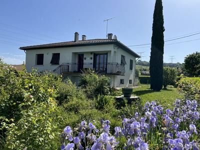 Maison - 94 m² - 4 pièces