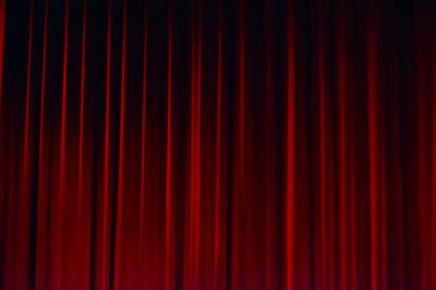 Théâtre : &quot;Le bon traitement&quot; par les Viganscène à l'Espace Jean Carmet