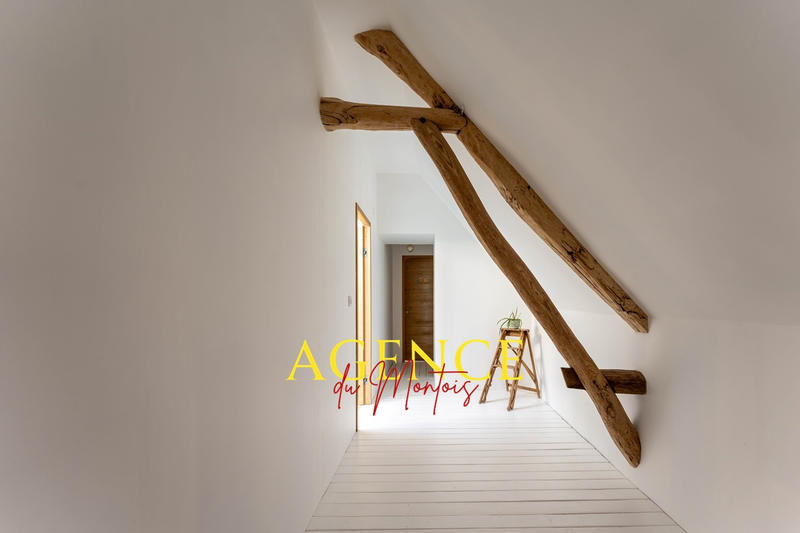 Maison - 139 m² - 5 pièces