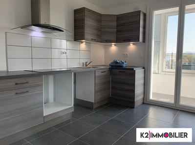 Appartement - 64 m² - 4 pièces