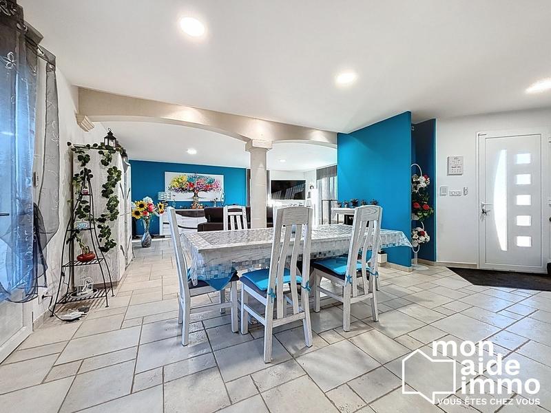 Maison traditionnelle - 164 m² - 6 pièces