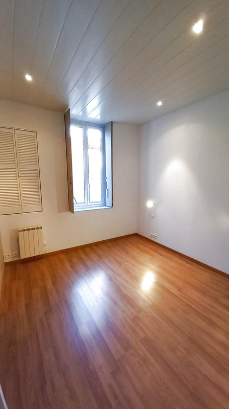 Appartement - 77 m² - 4 pièces
