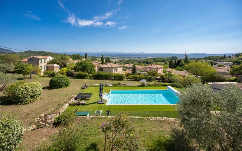 Propriété - 115 m² - 4 pièces