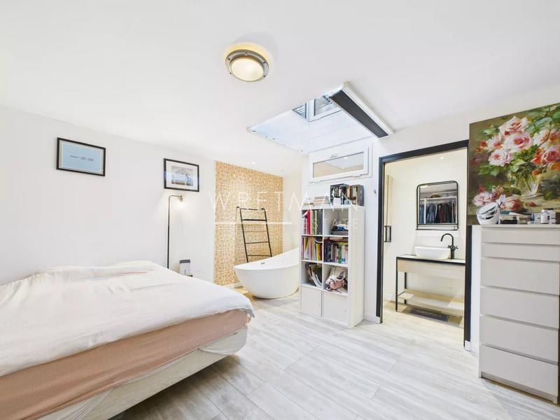 Loft - 86 m² - 4 pièces