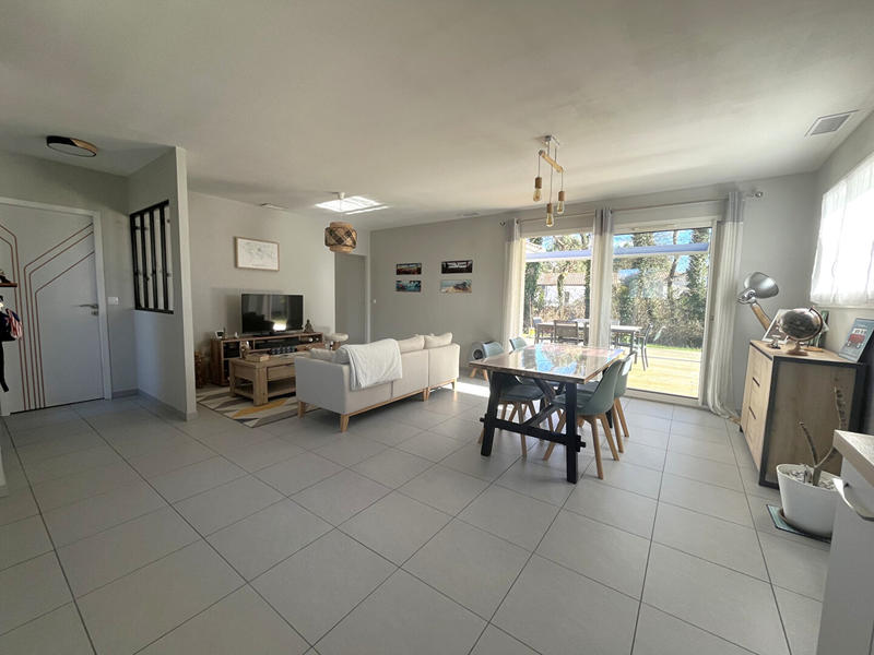 Maison - 86 m² - 4 pièces