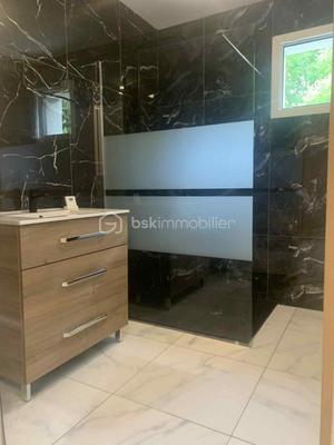 Maison - 112 m² - 4 pièces