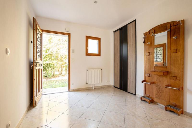 Maison - 306 m² - 7 pièces