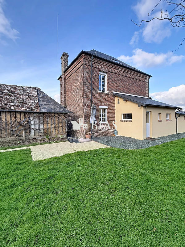 Maison ancienne - 106 m² - 4 pièces