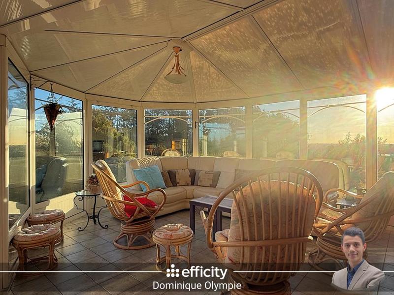 Maison - 340 m² - 16 pièces