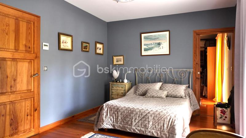 Maison de maîtres - 206 m² - 6 pièces