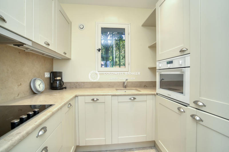 Villa - 400 m² - 12 pièces