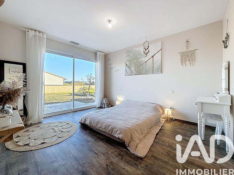 Maison - 200 m² - 8 pièces