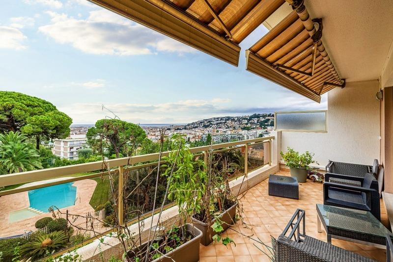 Appartement - 79 m² - 3 pièces