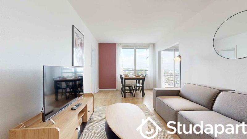 Chambre - 10 m² - 1 pièce