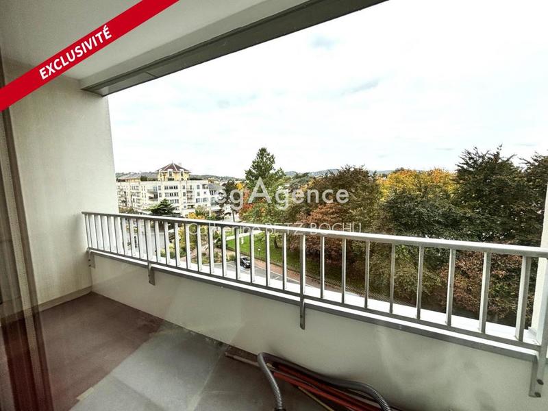 Appartement - 118 m² - 6 pièces