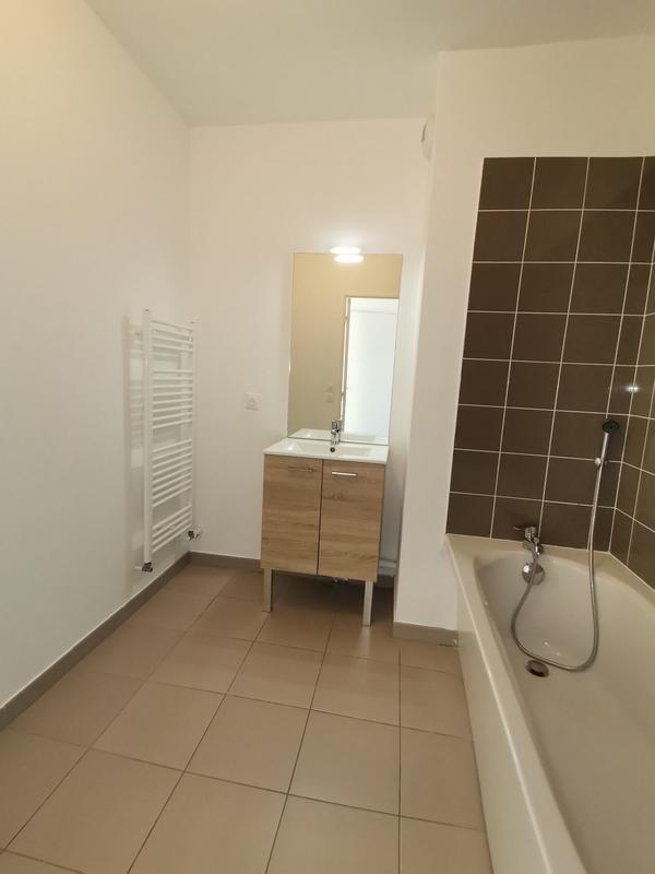 Appartement - 103 m² - 5 pièces