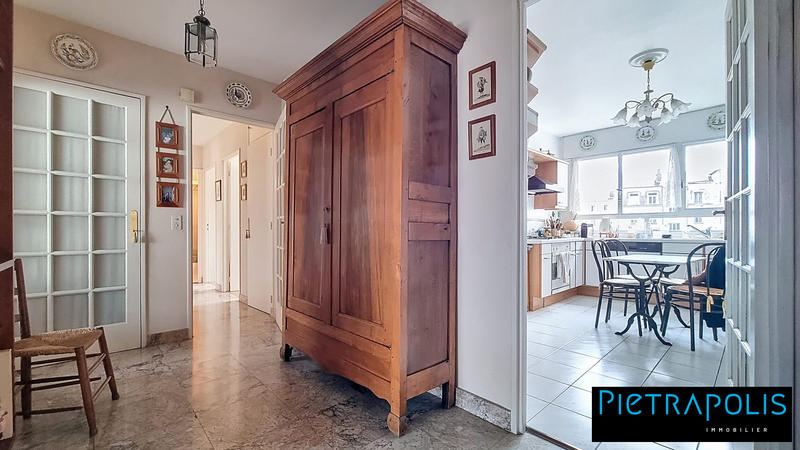 Appartement - 120 m² - 4 pièces