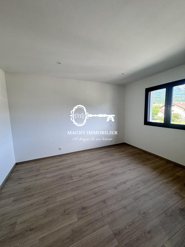 Maison - 120 m² - 4 pièces