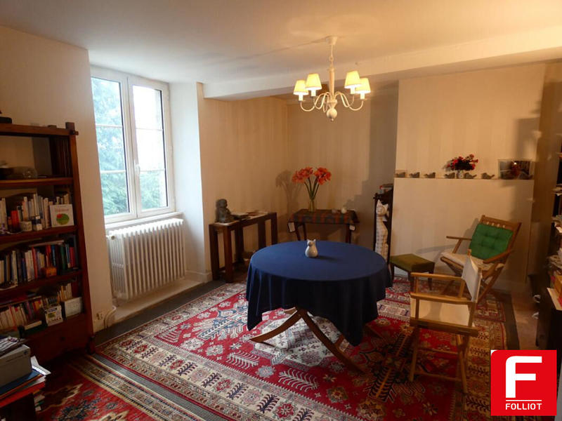 Maison - 177 m² - 7 pièces