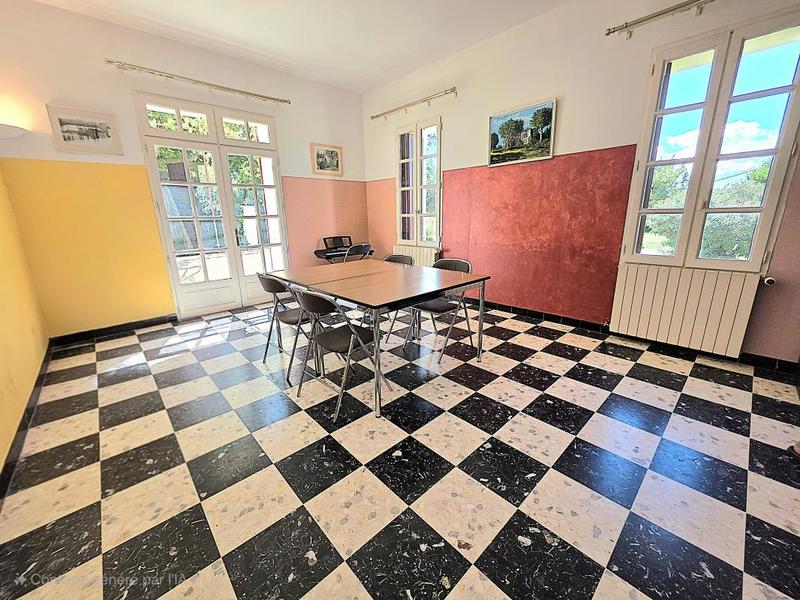 Mas - 159 m² - 6 pièces