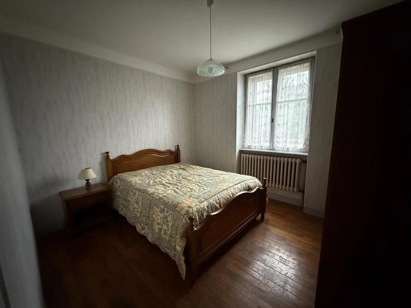 Maison de ville - 85 m² - 5 pièces