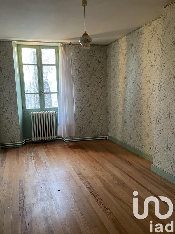 Maison - 300 m² - 12 pièces