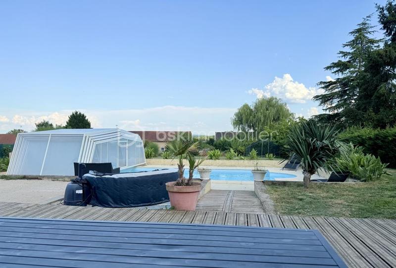 Maison - 160 m² - 7 pièces