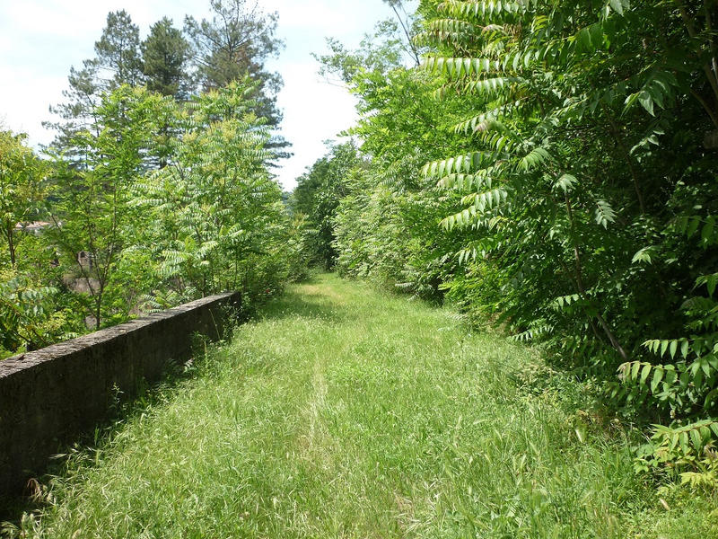 Propriété - 700 m² - 16 pièces