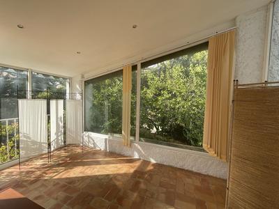 Maison - 216 m² - 6 pièces