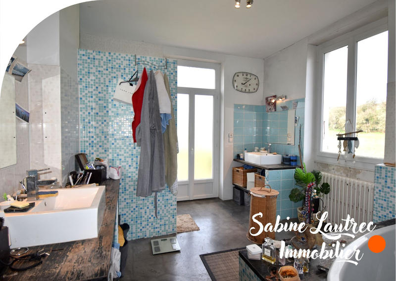 Maison - 165 m² - 6 pièces