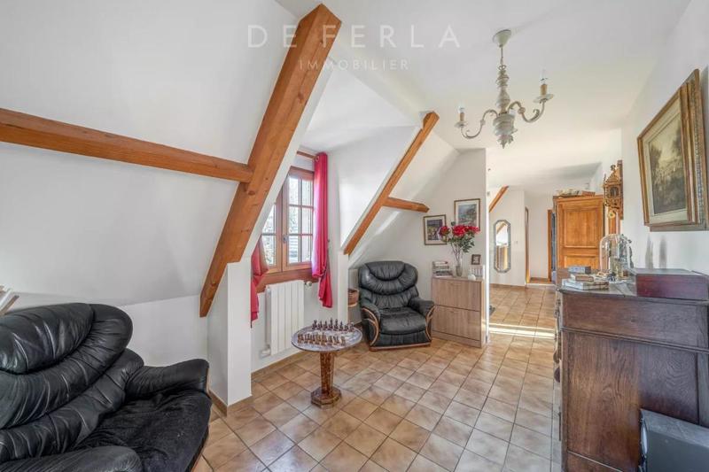 Villa - 357 m² - 7 pièces