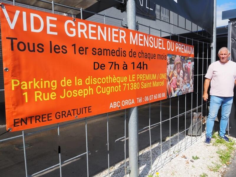 Vide grenier mensuel du premiun