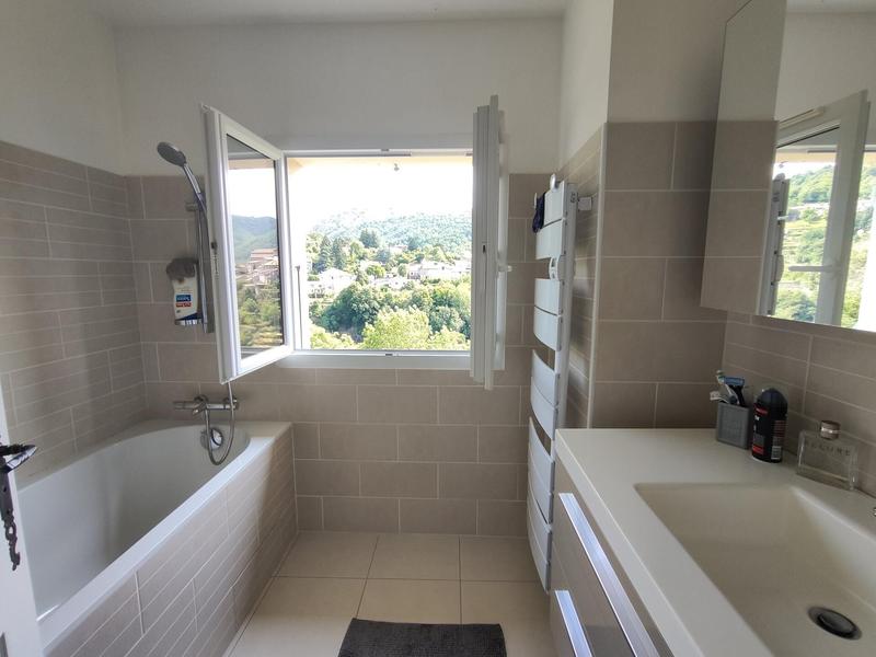 Maison - 115 m² - 4 pièces