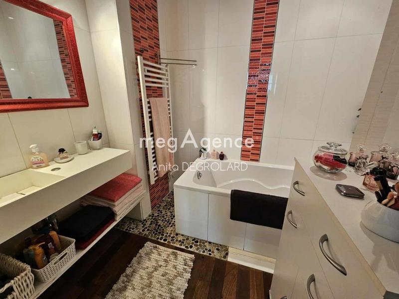 Appartement - 145 m² - 4 pièces