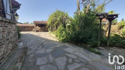 Maison - 253 m² - 9 pièces