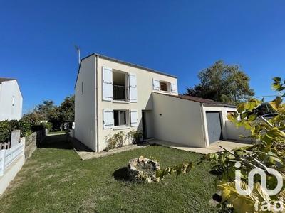 Maison - 95 m² - 4 pièces