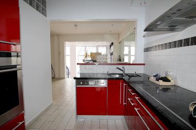 Immeuble - 153 m² - 9 pièces
