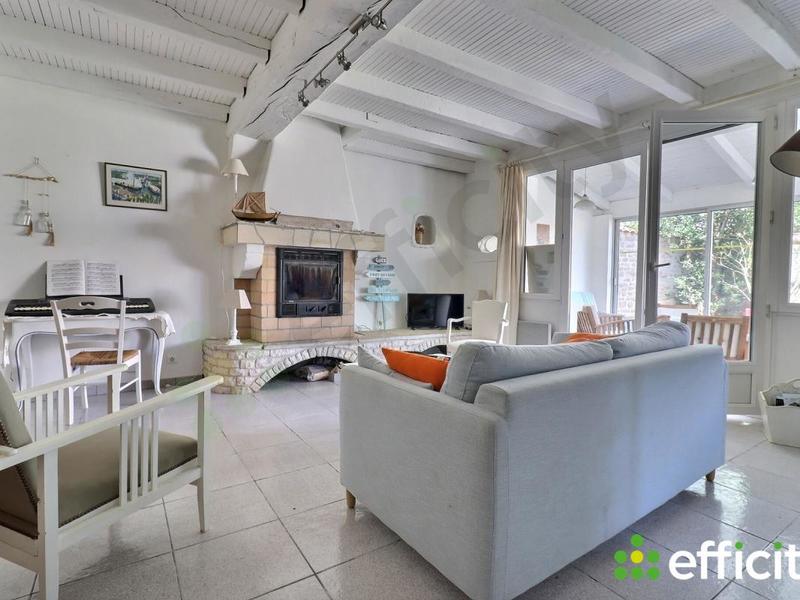 Maison - 121 m² - 7 pièces