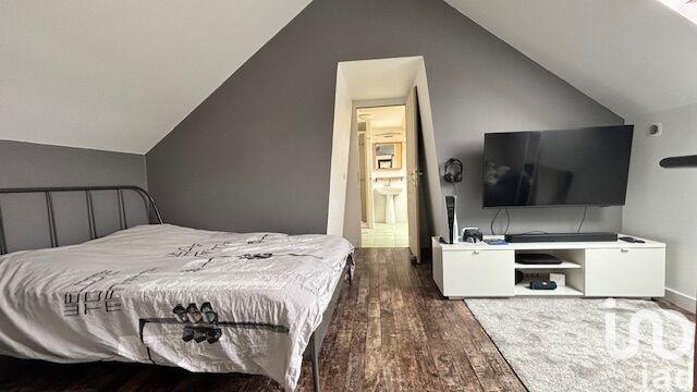 Maison - 296 m² - 12 pièces