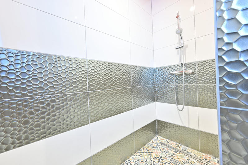 Maison - 202 m² - 5 pièces