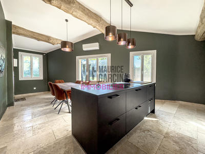 Maison - 163 m² - 5 pièces