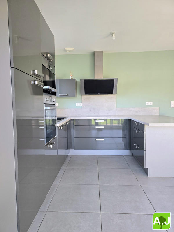 Maison contemporaine - 105 m² - 6 pièces