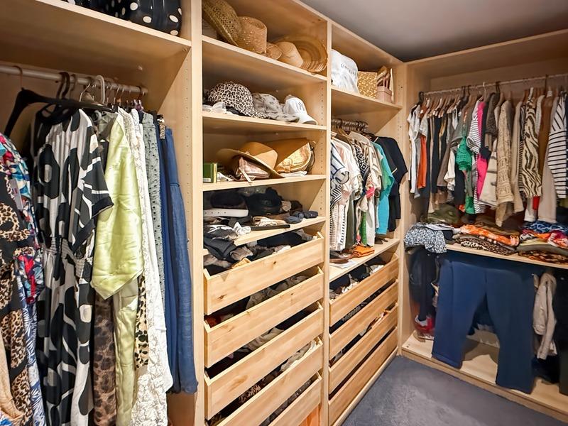 Maison - 650 m² - 8 pièces