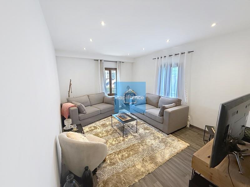 Maison de ville - 144 m² - 5 pièces