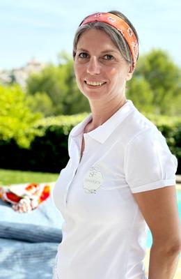 Sabrina Ferreira massages